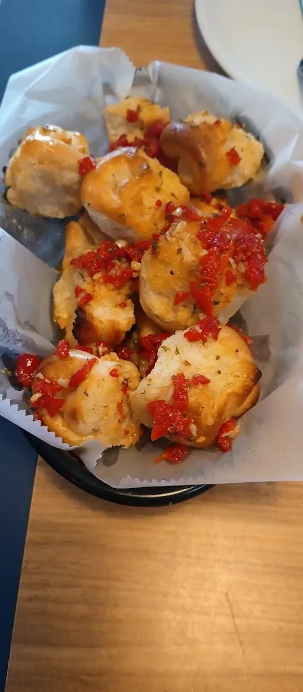 Homemade Chef's Garlic Rolls 12